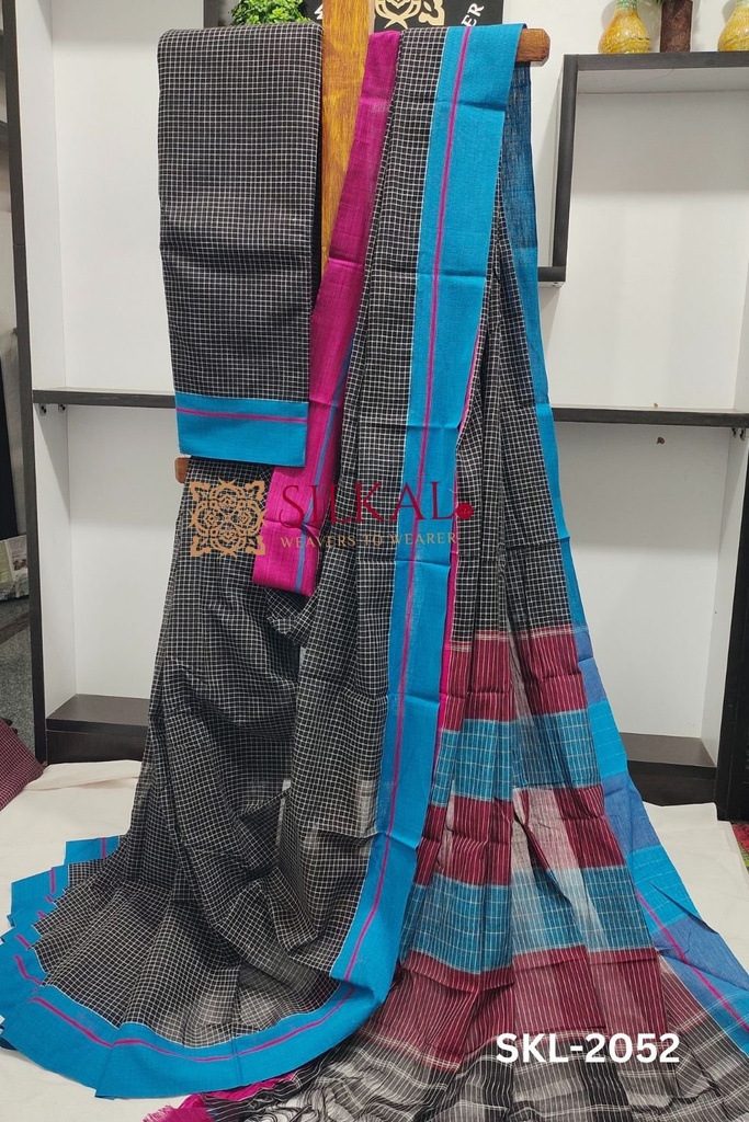 Patteda Anchu Checks With Plain Border