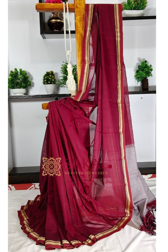 Narayan Peth Plain Cotton Saree With Patti Pallu